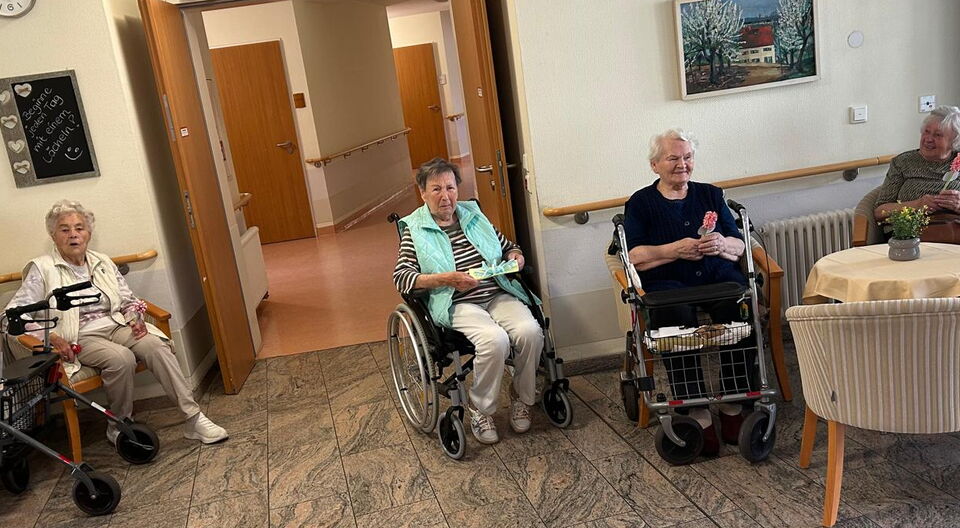 Besuch der Projektgruppe "Ehrenamt, Feuerwehr und Rettung"