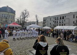 Karate trifft auf Osterhasi