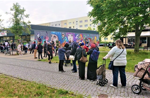 Warteschlange Schatztruhe