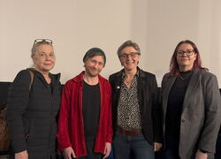 „Wir brauchen mehr Gefühl um in Würde leben und sterben zu können“