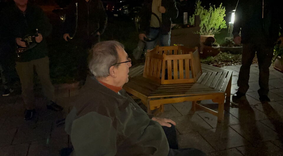 Kurzeitpflegegast sagt Dankeschön