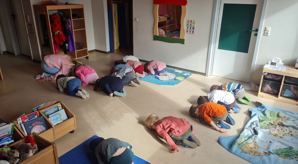 Yoga-Angebot in unserer Kita