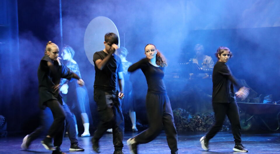 AWO-Inszenierung „Der geheime Garten“ feierte Premiere