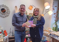 Schmuckgestalterin Susanne Eisentraut spendet 200€