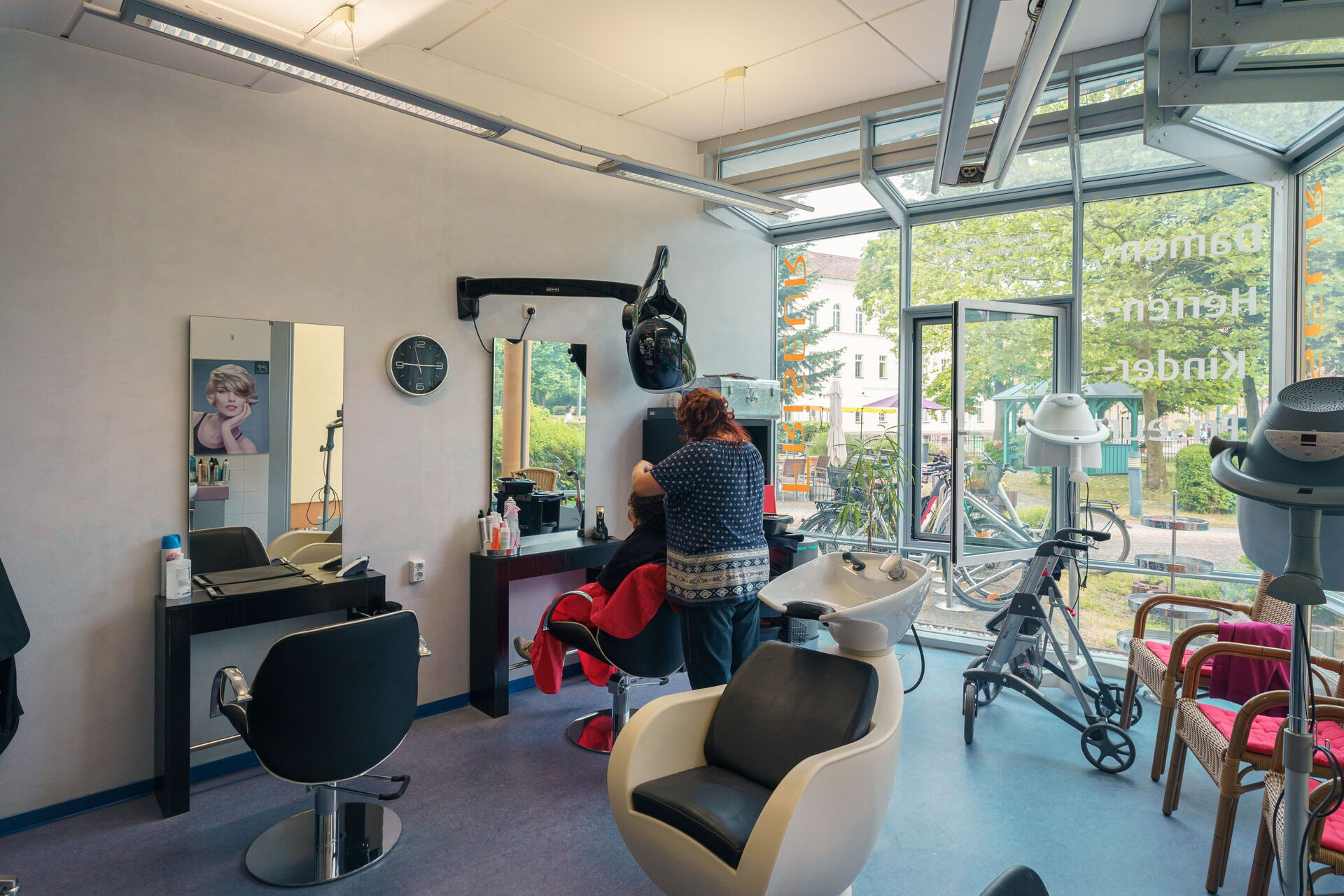Frisiersalon in einem Seniorenzentrum