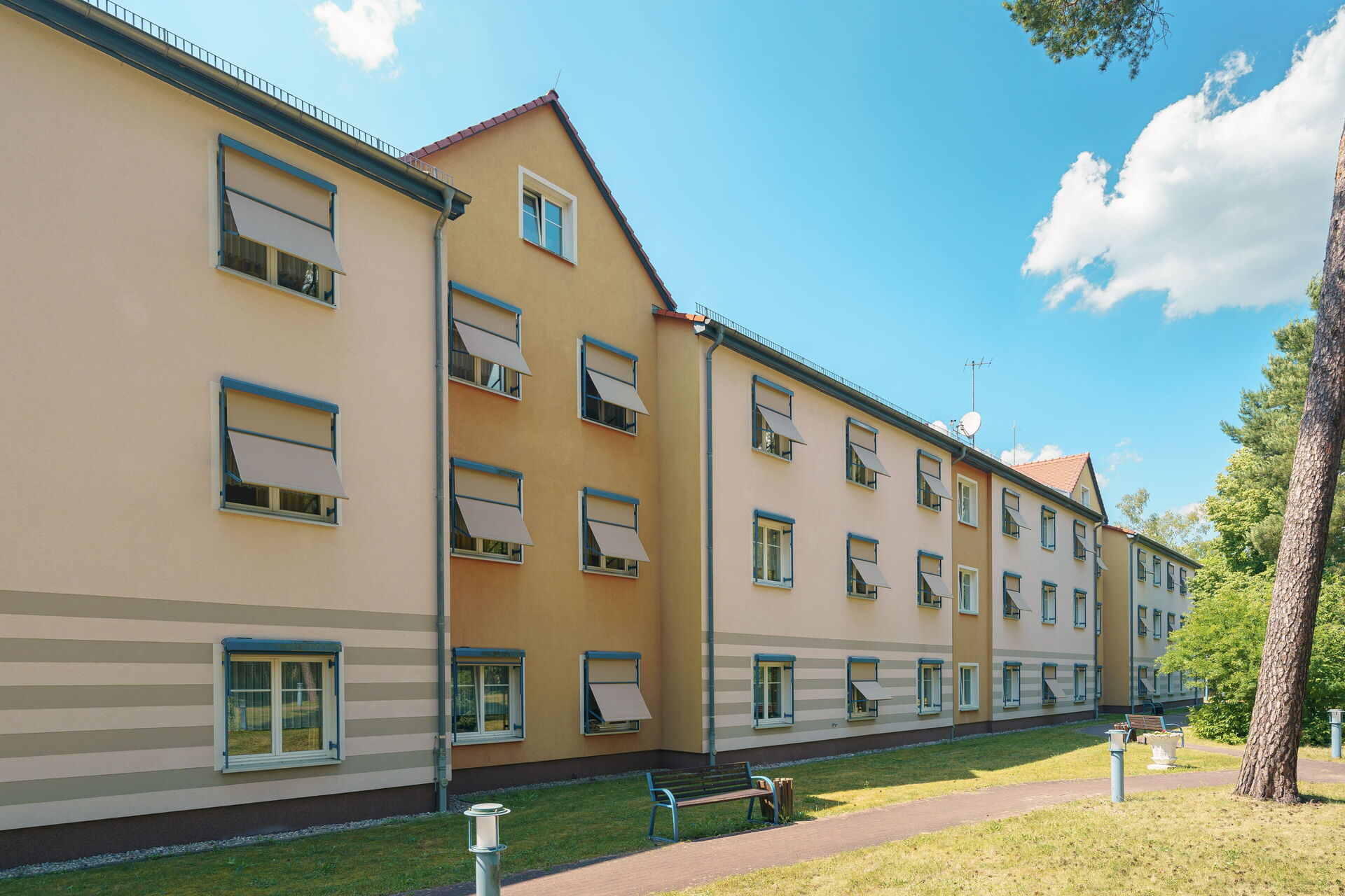 Außenansicht von einem Seniorenheim