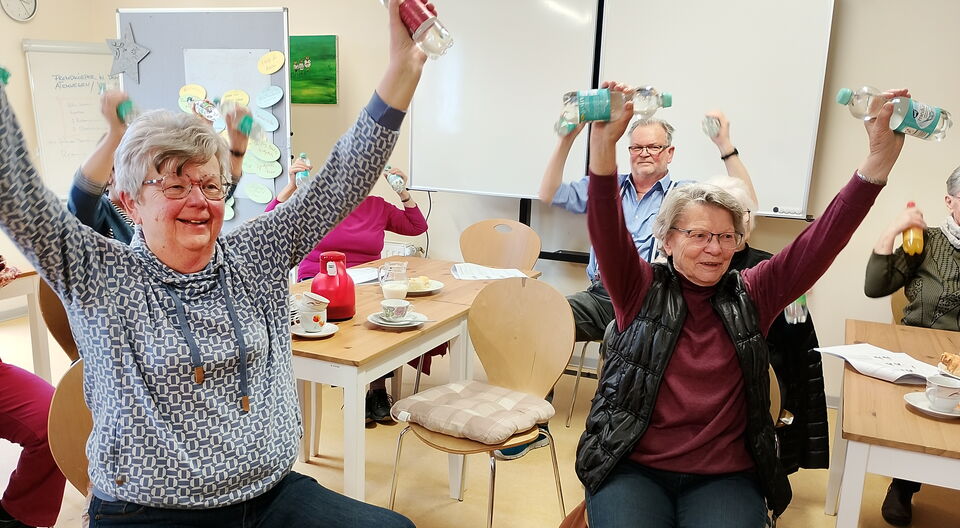 Richtig fallen mit Kraft und Gleichgewicht im AWO Familienzentrum