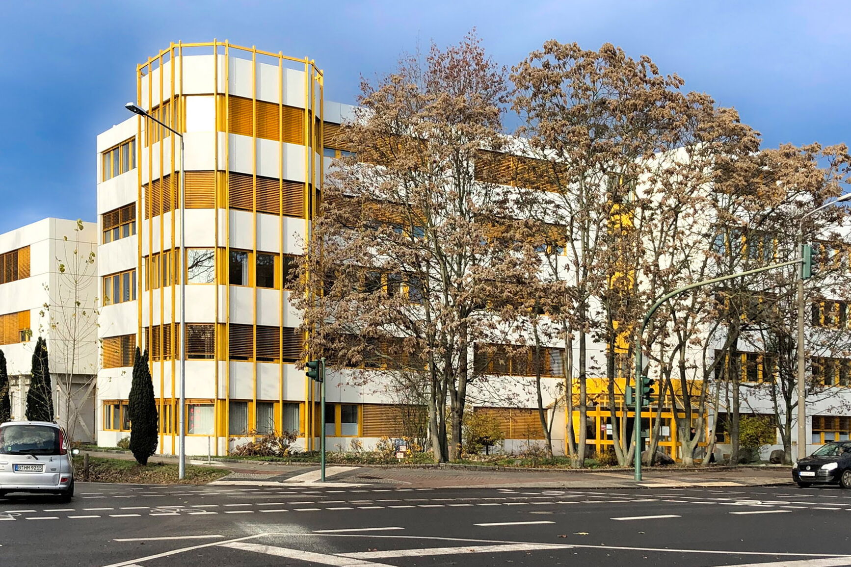 Außenansicht des AWO Bezirksverbandes Potsdam in der Neuendorfer Straße in Potsdam