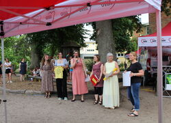 Fröhliches Jubiläumsfest trotz Sommerregens