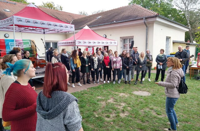 Ein Chor singt