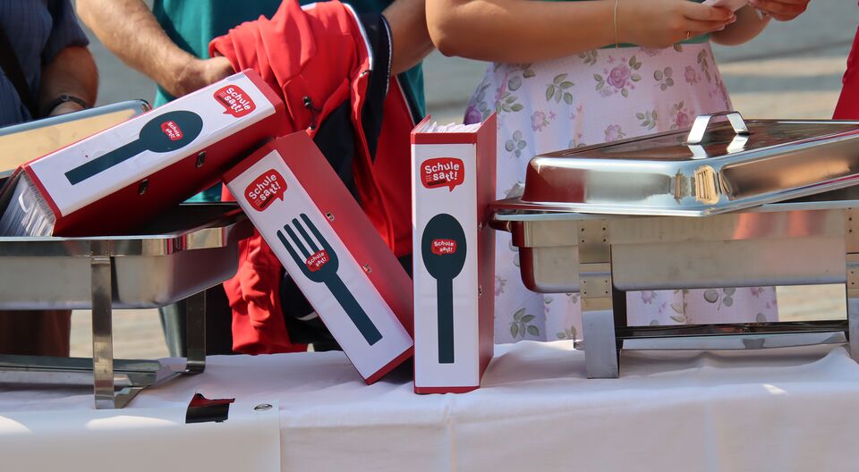 Über 27.000 Unterschriften zum Mittag