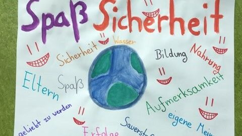 Zeichnung eines Kindes mit dem Schriftzug Spass und Sicherheit