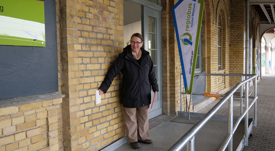 Am Bahnhof Werder gibt es jetzt #1BarriereWeniger