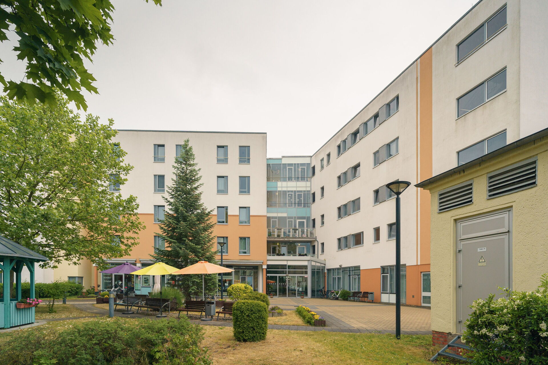 Außenansicht eines Seniorenzentrums