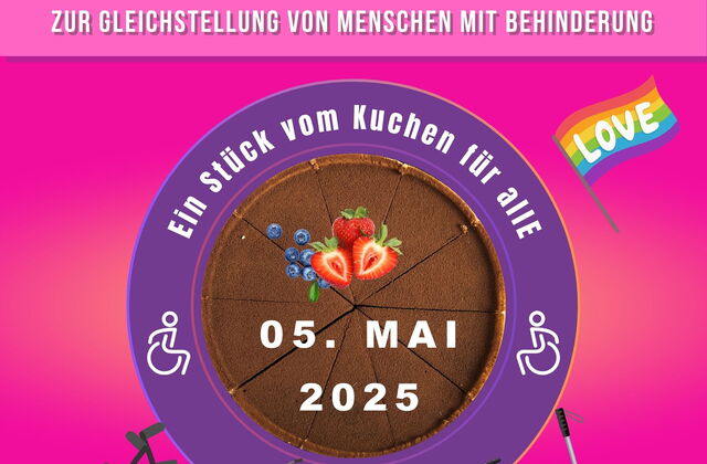 Logo: pinker Hintergrund, ein lila Kreis in der Mitte, in diesem Kreis ein Kuchen von Oben. Darunter Hilfsmittel, Blindenstock, Rollator, Unterarmstützen und ein Lastenfahrrad