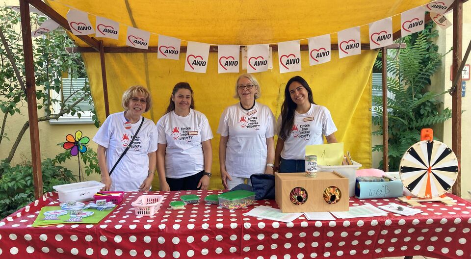 Fühlen, Basteln und Gewinnen – Aktionen für Groß und Klein