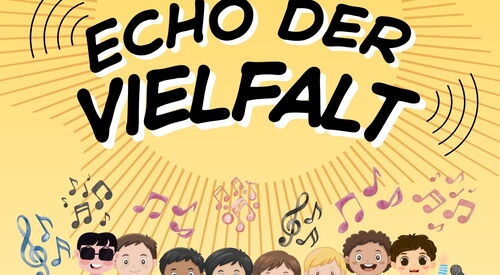 Kinder mit und ohne Behinderung stehen in einer Reihe und singen. Über ihren Köpfen sind bunte Noten. Der Hintergrund ist gelb und oben steht in schwarzer Schrift: Inklusiver Kinderchor - Echo der Vielfalt