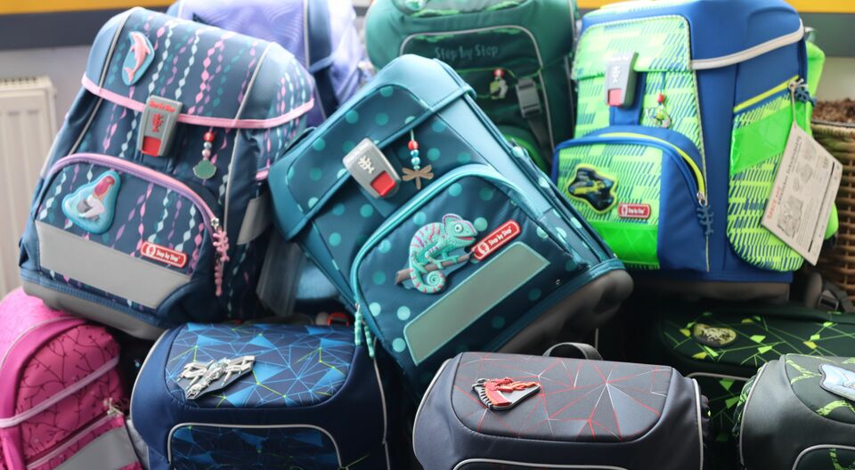 Schulranzen für das traditionelle  Zuckertütenfest