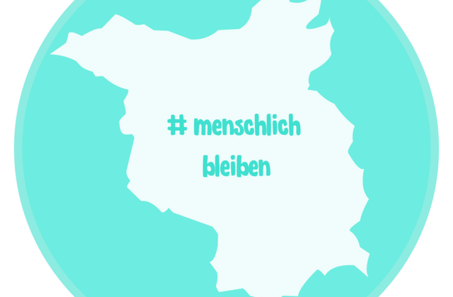 Kreis in türkis. Brandenburg als Bundesland und weis / Umriss. Darin steht # menschlich bleiben
